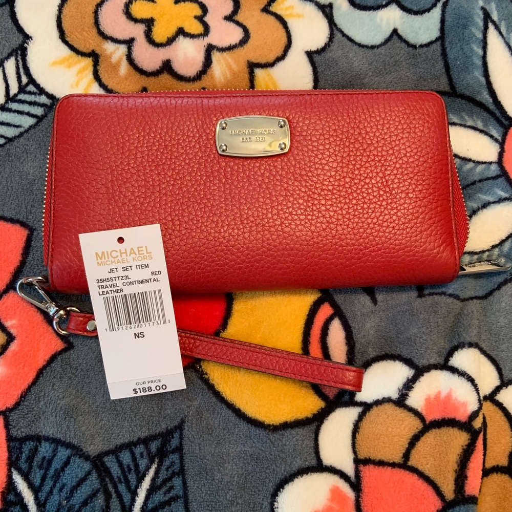 Michael Kors Wallet/Wristlet